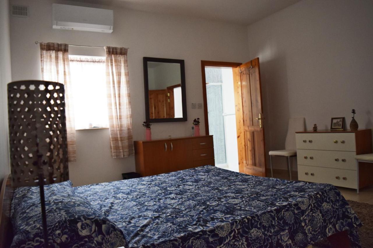 Da Vinci 3 Bedroom Apartment Мелліха Екстер'єр фото